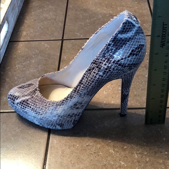 MICHAEL Michael Kors Snake Print Platform Heel 7” - Picture 5 of 6